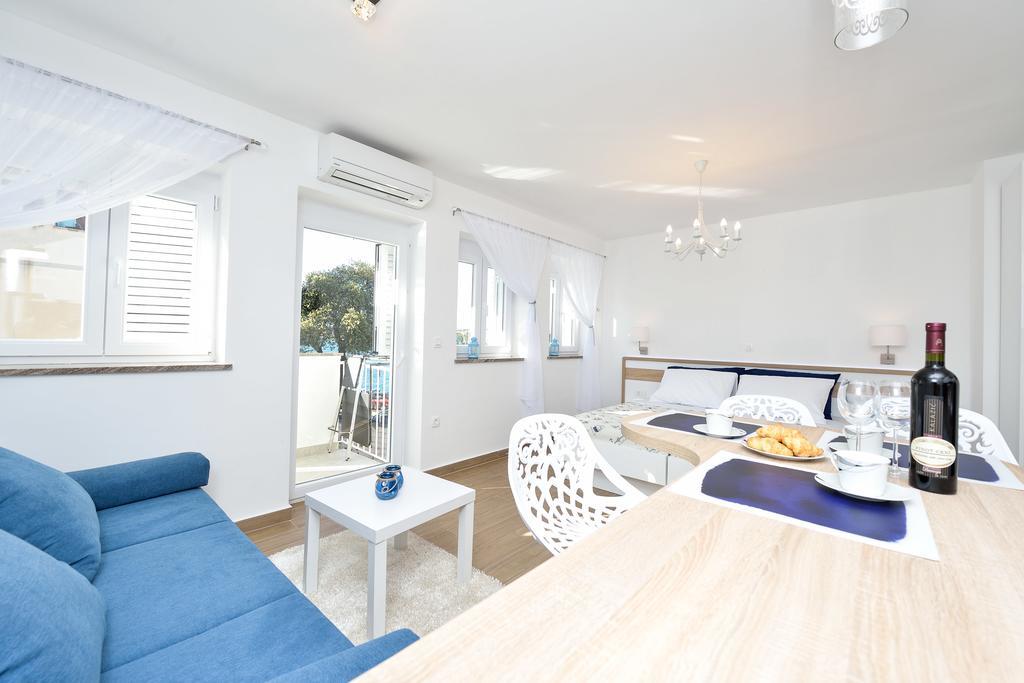 Lavender Apt. W. Balcony In Old Town Zadar Zewnętrze zdjęcie