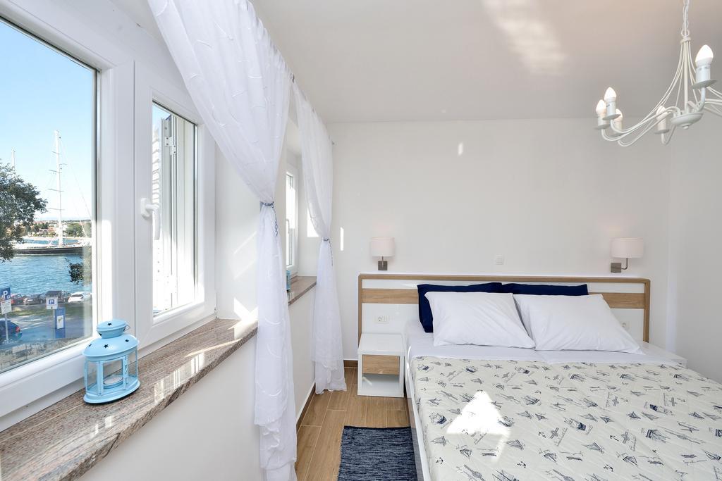 Lavender Apt. W. Balcony In Old Town Zadar Zewnętrze zdjęcie