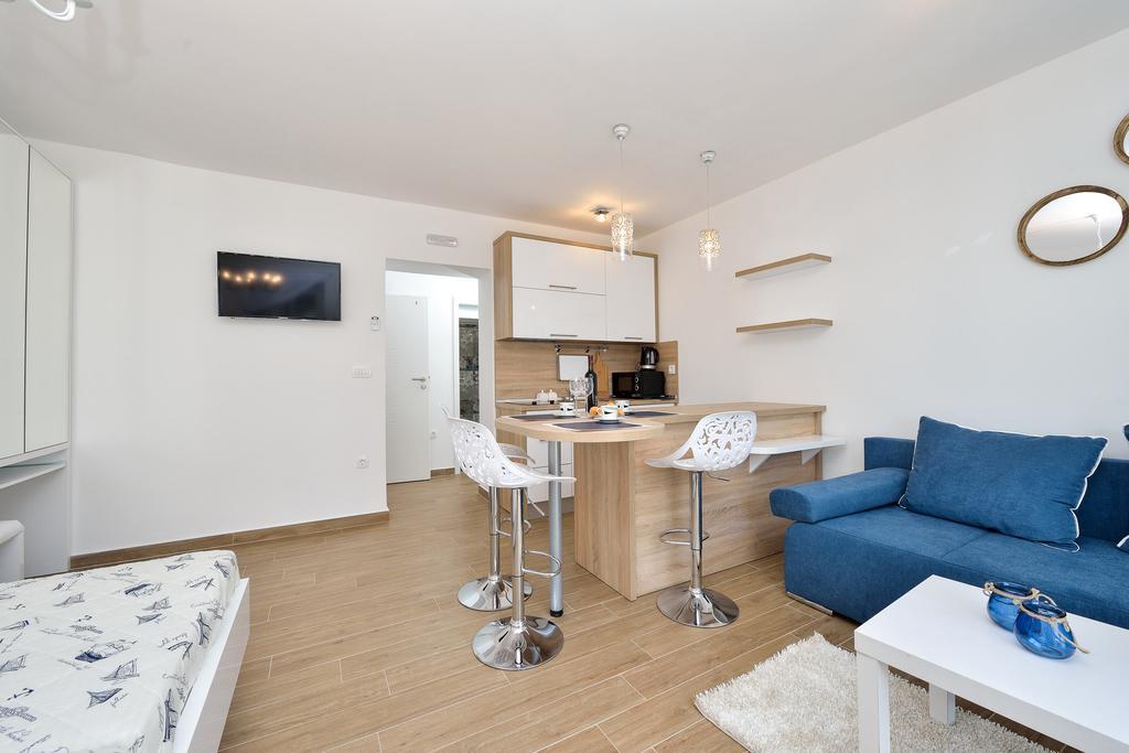 Lavender Apt. W. Balcony In Old Town Zadar Zewnętrze zdjęcie