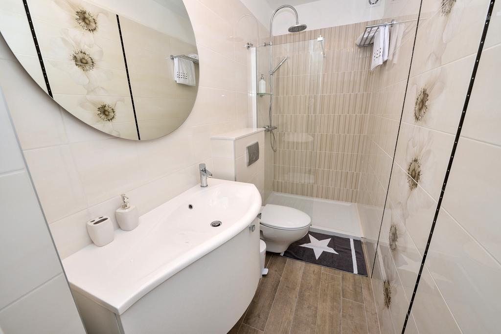 Lavender Apt. W. Balcony In Old Town Zadar Zewnętrze zdjęcie